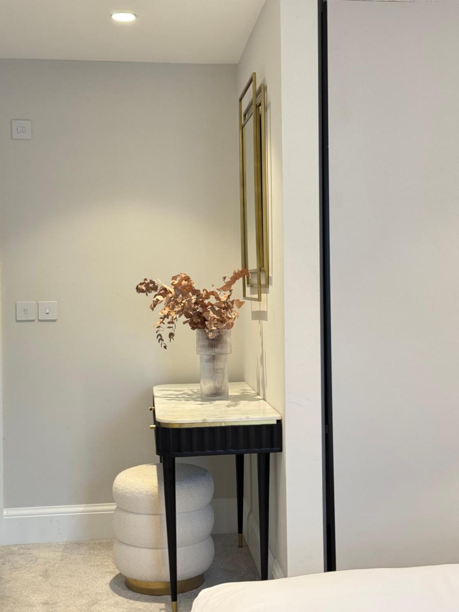 Comfort 3 Bedroom In Notting Hill